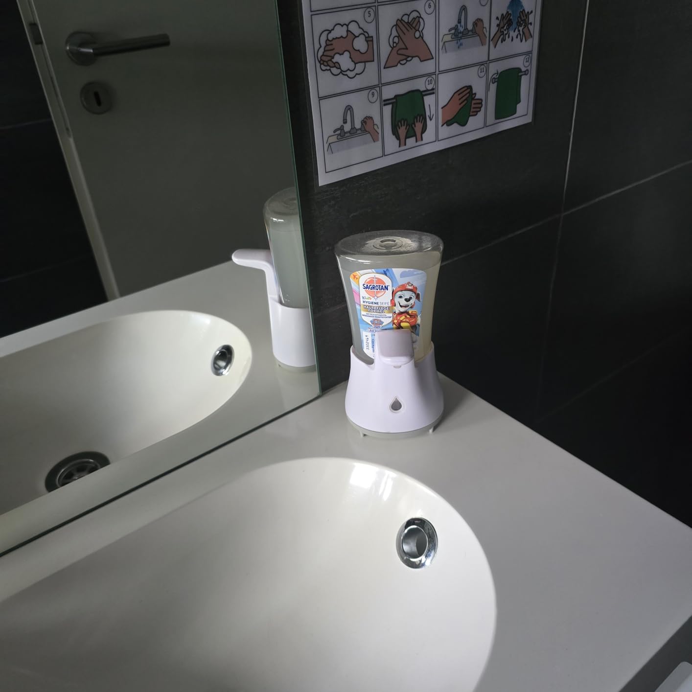 Endlich waschen sich die Kinder gerne die Hände